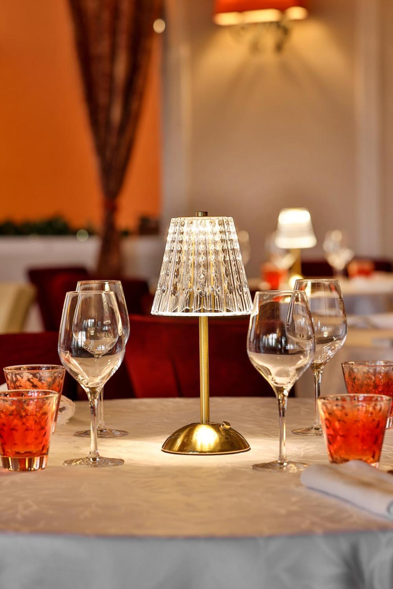 Logis Hotel-Restaurant Les Voyageurs La Coquille Dış mekan fotoğraf