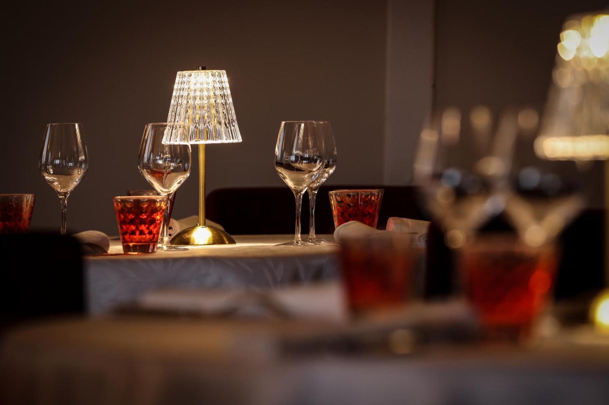 Logis Hotel-Restaurant Les Voyageurs La Coquille Dış mekan fotoğraf