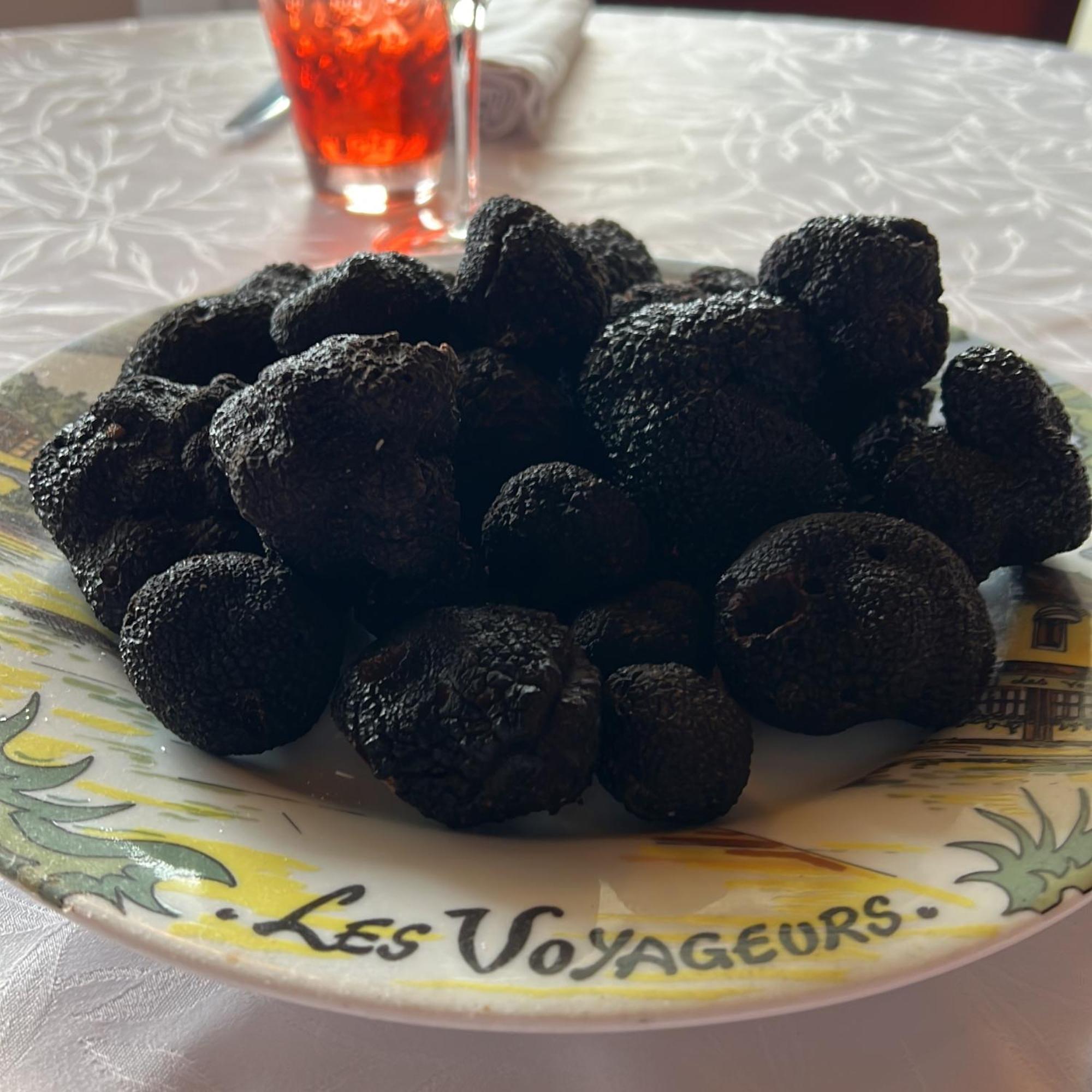 Logis Hotel-Restaurant Les Voyageurs La Coquille Dış mekan fotoğraf