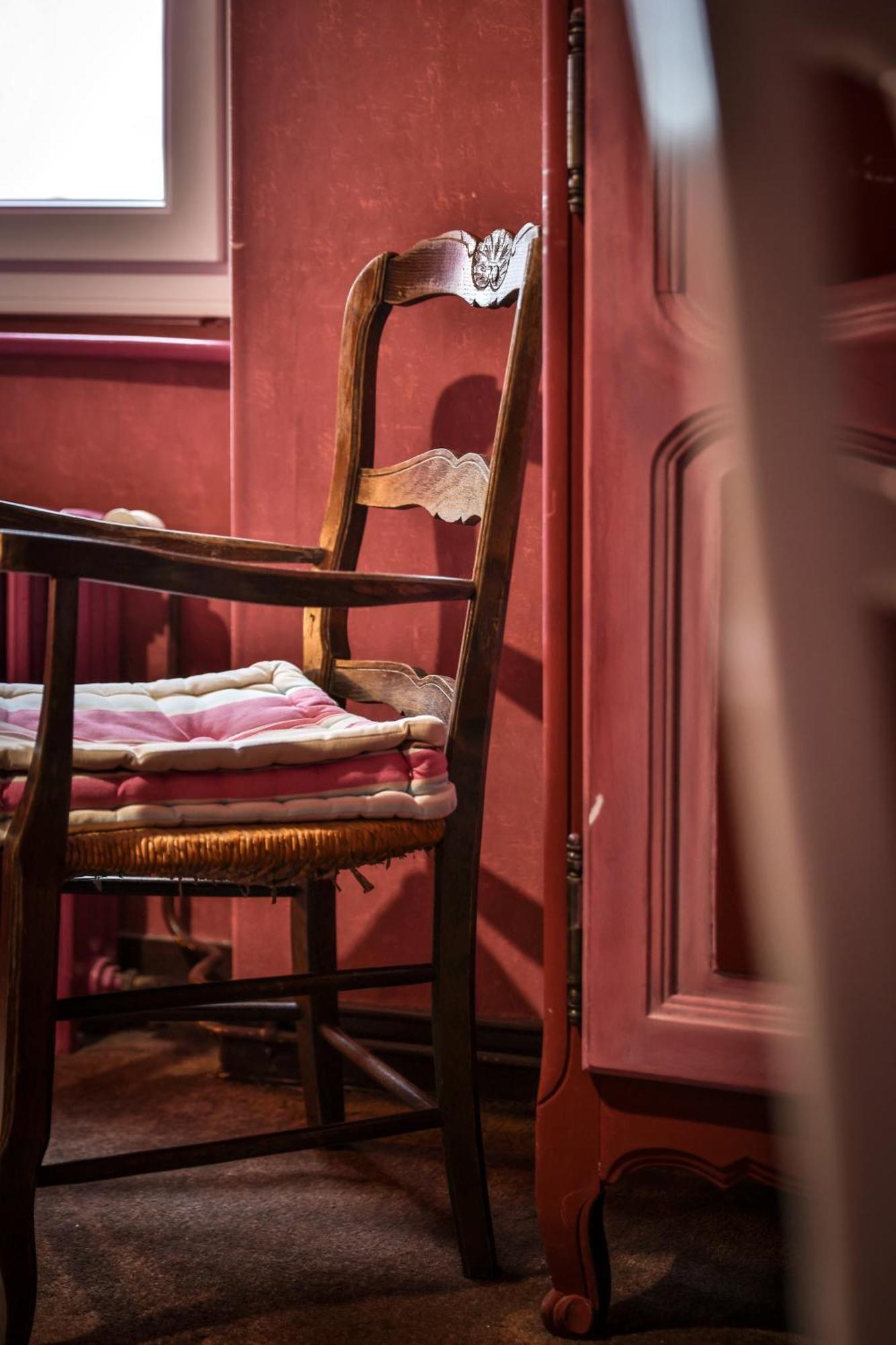 Logis Hotel-Restaurant Les Voyageurs La Coquille Dış mekan fotoğraf