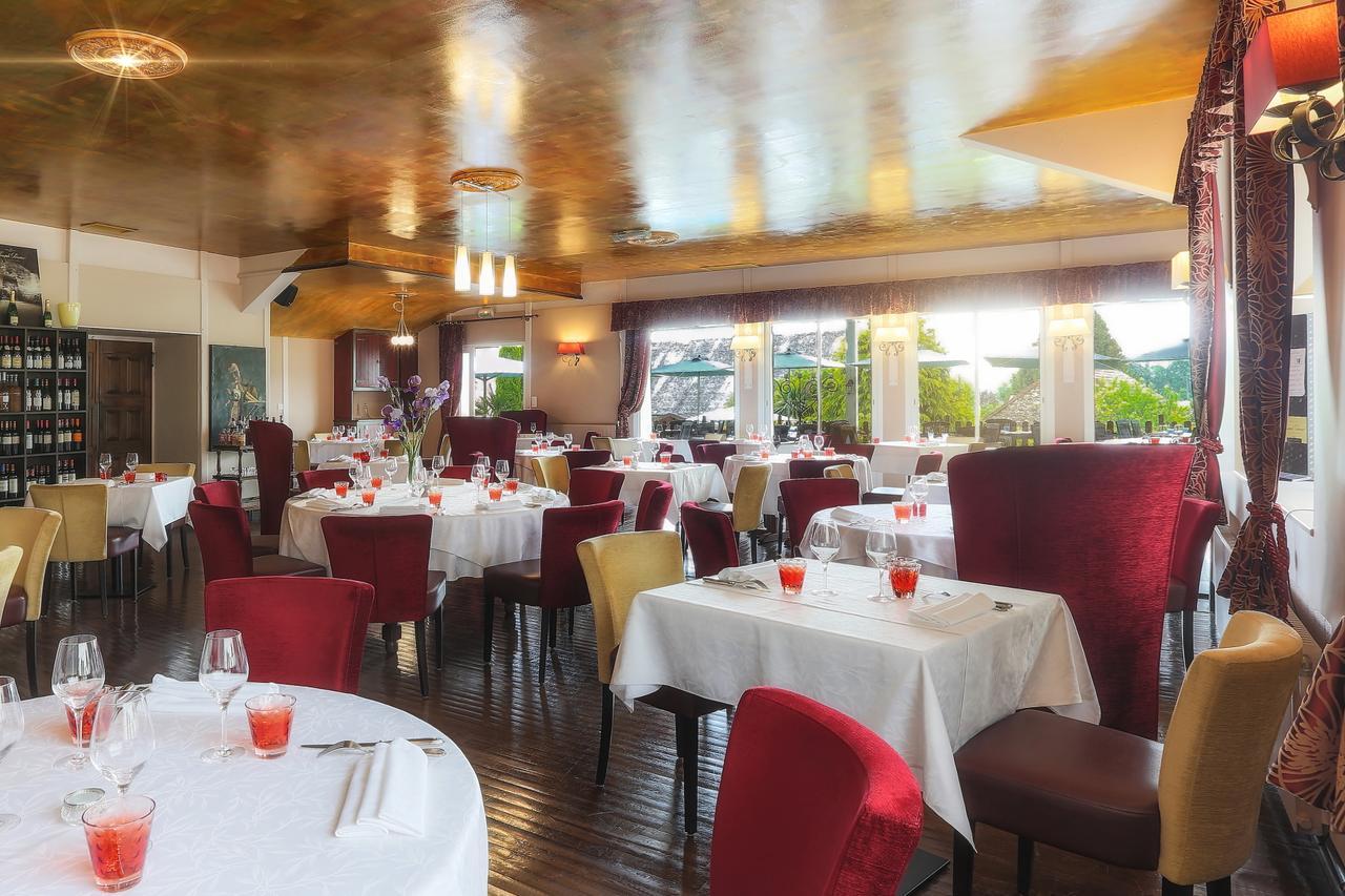 Logis Hotel-Restaurant Les Voyageurs La Coquille Dış mekan fotoğraf